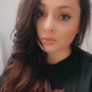 Meet your Posher, Liz